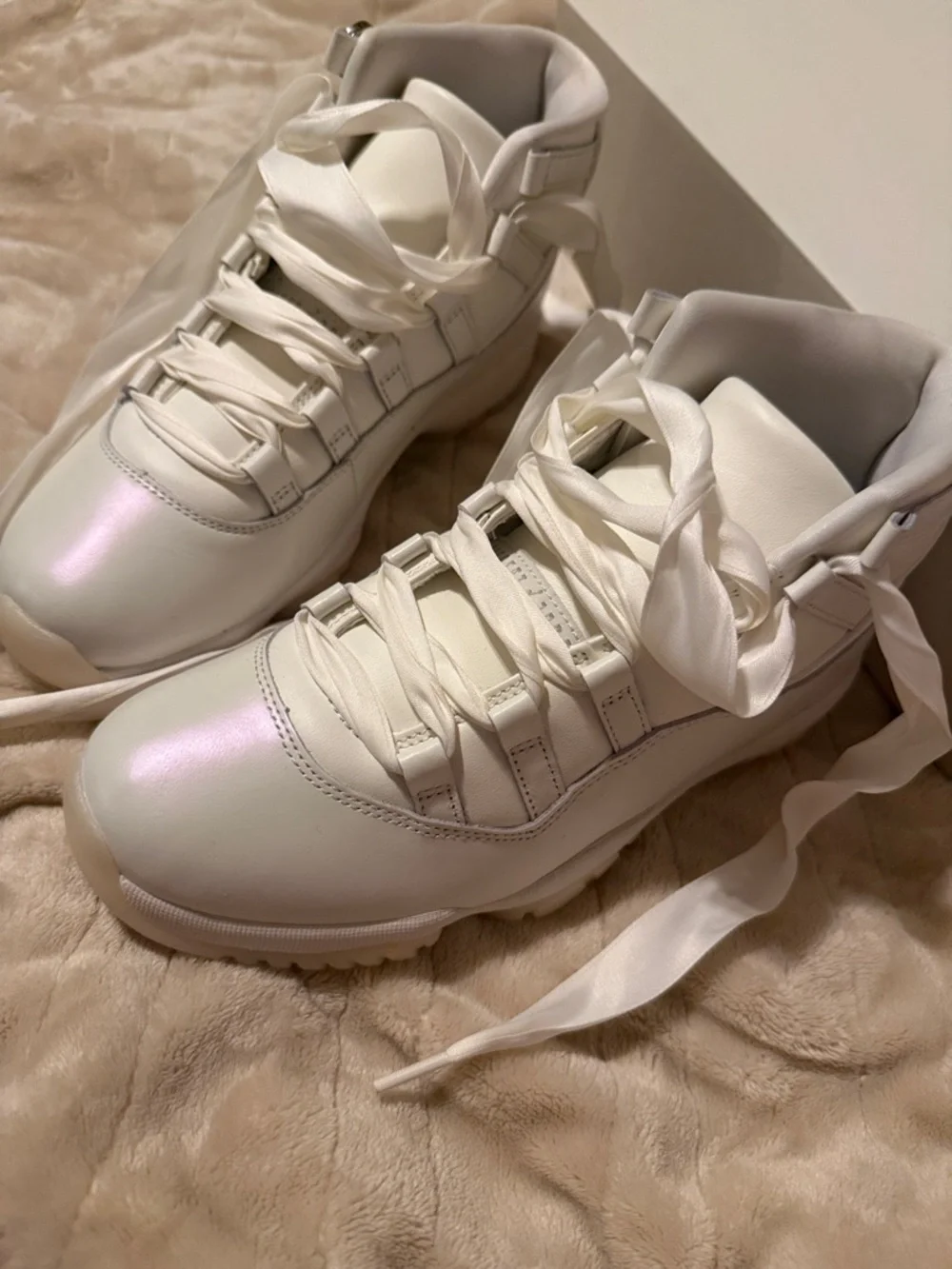 NWT Nike Air Jordan 11 Retro Pearl w/ Satin Ribbon Lace and Charm - Picture 5 of 8